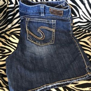 Silver Jeans Shorts!